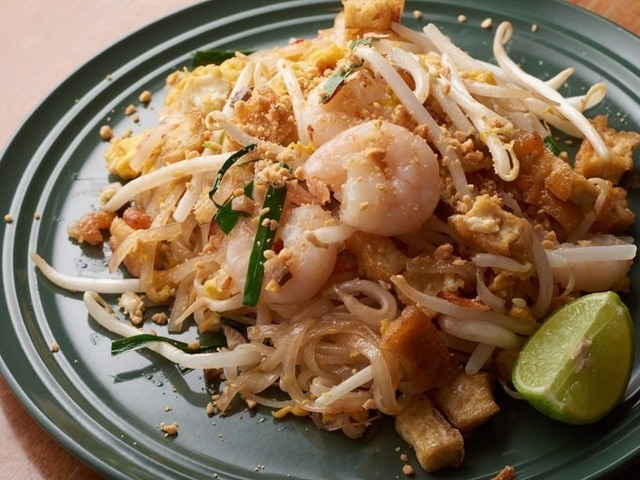 おうち時間が多い今だからこそ覚えたい！タイ料理（パッタイ、ガパオ、ガイヤーン、トムヤムクン）を本格的に作るレシピ。