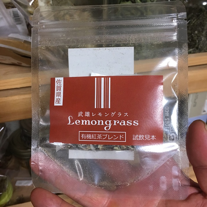 「武雄レモングラス（佐賀県）」を知ったのをきっかけに、レモングラス農園は”熊本県”に多いことがわかりました。