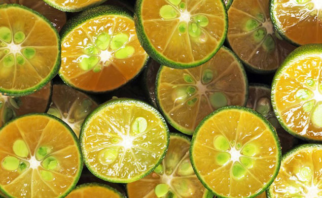 フィリピンレモンと呼ばれ、“奇跡の果実”と紹介される「カラマンシー」とは